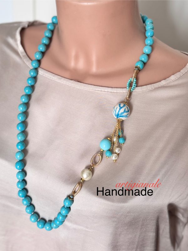 COLLANA lunga in pasta di turchese e sfera in ceramica
