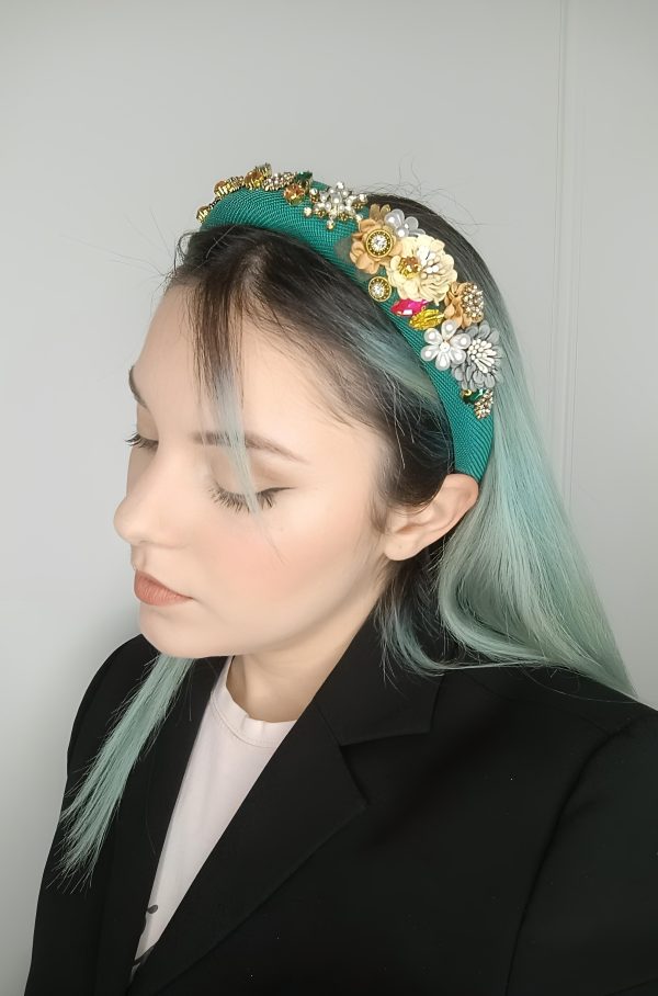 CERCHIETTO elaborato con composizione di fiori